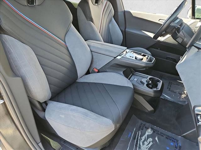 Used 2026 BMW iX xDrive45 AWD/4WD image 21