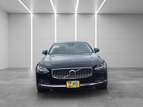 Used 2023 Volvo S90 B6 Plus AWD/4WD image 2