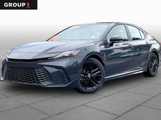 Used 2025 Toyota Camry SE w/ Convenience Package FWD video 1