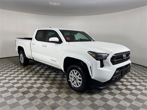 New 2026 Toyota Tacoma SR5 image 7