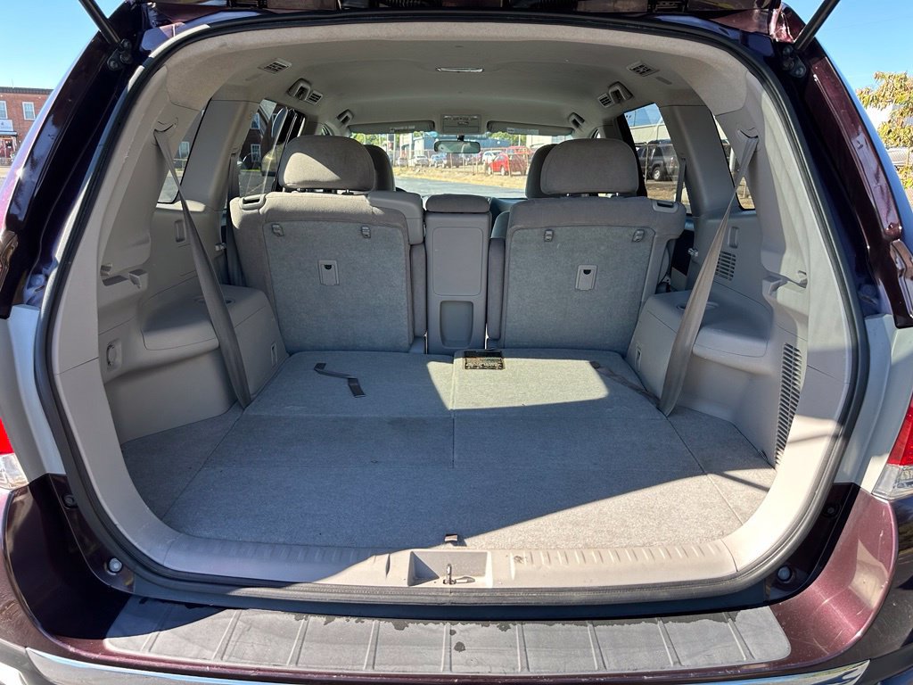 Used 2011 Toyota Highlander 2WD w/ Cold Weather Pkg image 31