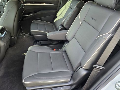 New 2026 Cadillac Escalade Luxury w/ LPO, Radiant Package image 6