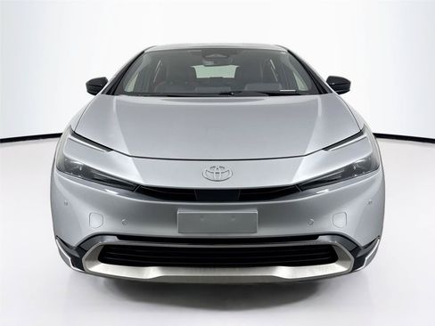Certified 2025 Toyota Prius Plug-In Hybrid FWD image 9