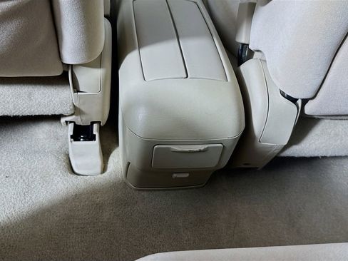 Used 2003 Toyota Highlander V6 image 23