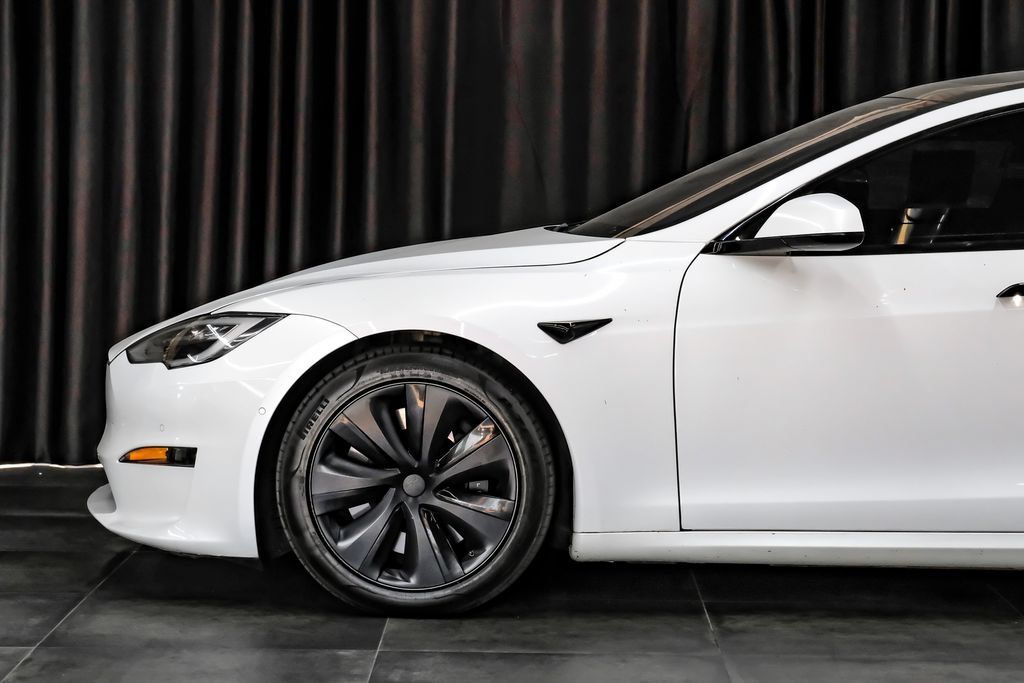 Used 2022 Tesla Model S AWD/4WD image 18