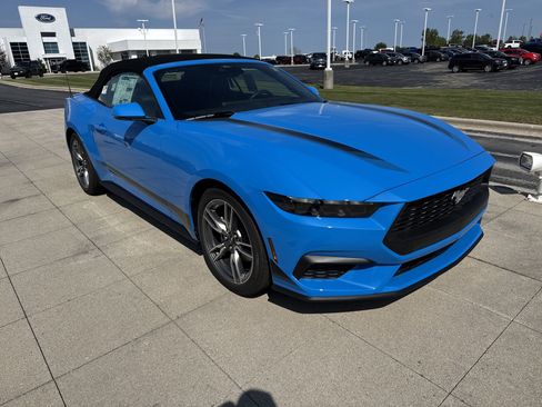 New 2025 Ford Mustang Premium image 3