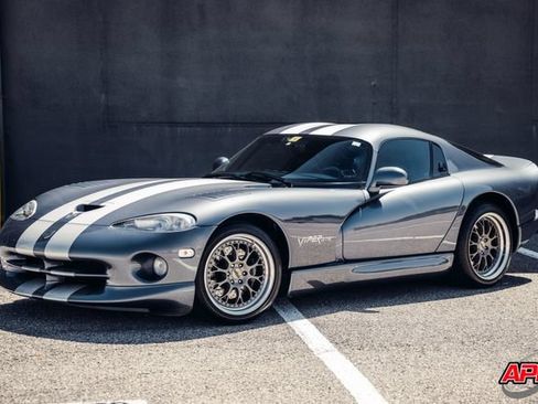 Used 2000 Dodge Viper GTS RWD image 4