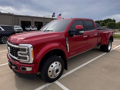 Used 2023 Ford F450 Limited w/ FX4 Off-Road Package AWD/4WD image 3