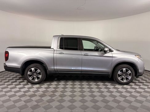 Used 2017 Honda Ridgeline RTL-T image 10