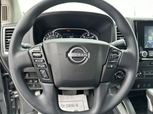 Used 2024 Nissan Frontier SV w/ Technology Package image 28