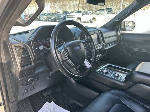 Used 2021 Ford Expedition Limited image 27