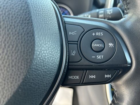 Used 2019 Toyota RAV4 XSE image 29