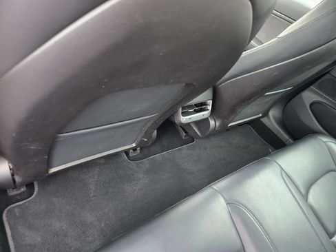 Used 2019 Tesla Model 3 Long Range image 31