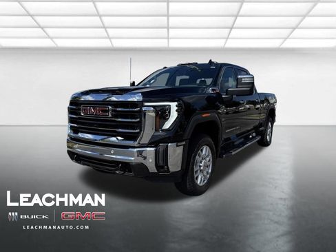 Used 2024 GMC Sierra 2500 SLT w/ SLT Premium Package AWD/4WD image 9