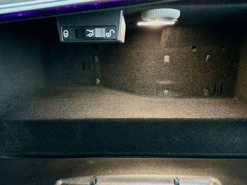 Used 2023 Mercedes-Benz E 350 Sedan image 32