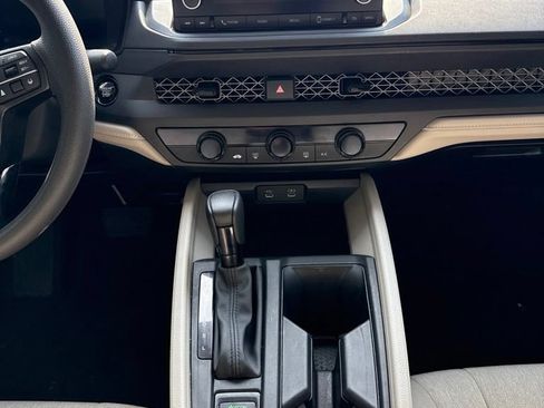 Used 2025 Honda Accord LX image 12