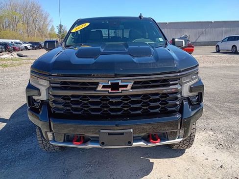 Used 2022 Chevrolet Silverado 1500 ZR2 AWD/4WD image 2