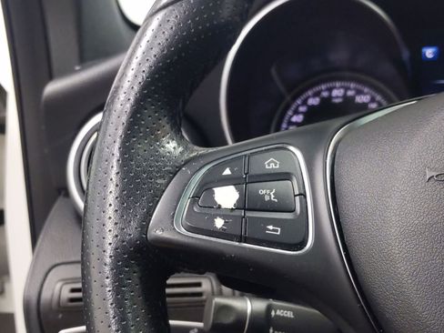 Used 2017 Mercedes-Benz GLC 300 image 27