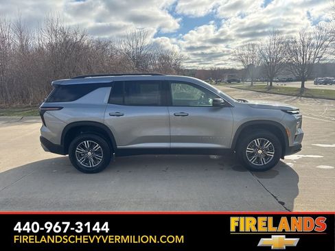 New 2026 Chevrolet Traverse LT w/ LPO, Floor Liner Package image 9