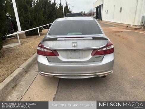 Used 2016 Honda Accord LX image 5
