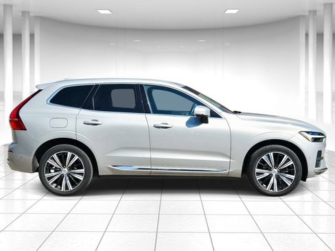 Used 2023 Volvo XC60 B5 Plus w/ Climate Package AWD/4WD image 2