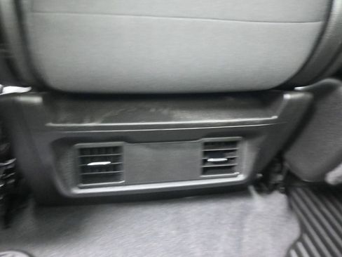 Used 2021 Chevrolet Silverado 1500 Custom image 14