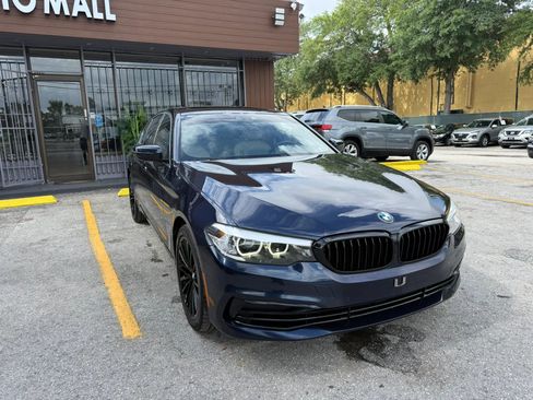 Used 2020 BMW 530i w/ Convenience Package RWD image 3