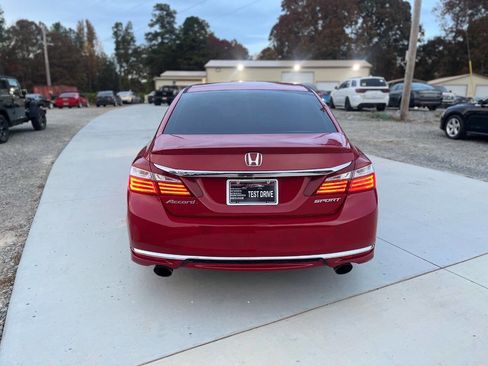 Used 2016 Honda Accord Sport image 18