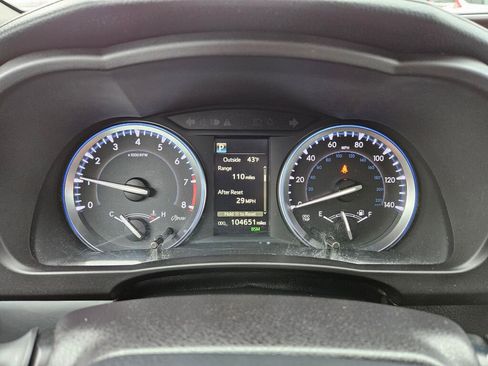 Used 2017 Toyota Highlander XLE image 23