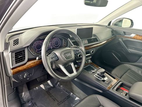 Used 2018 Audi Q5 2.0T Premium Plus w/ Premium Plus Package image 9