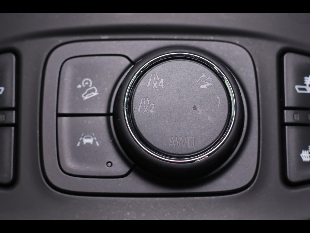 Used 2023 GMC Terrain SLE w/ Driver Convenience Package AWD/4WD image 13