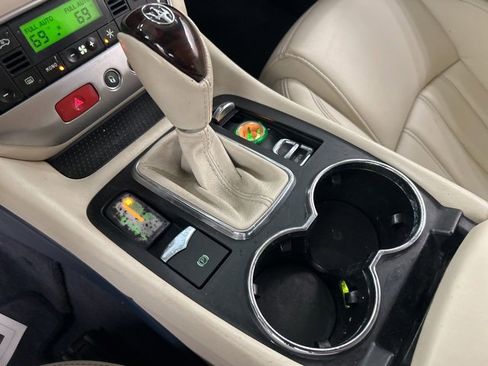 Used 2012 Maserati GranTurismo Convertible image 26