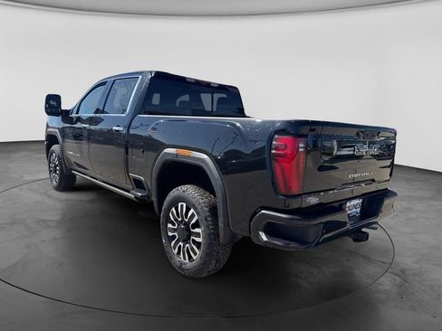 Used 2025 GMC Sierra 3500 Denali Ultimate AWD/4WD image 13