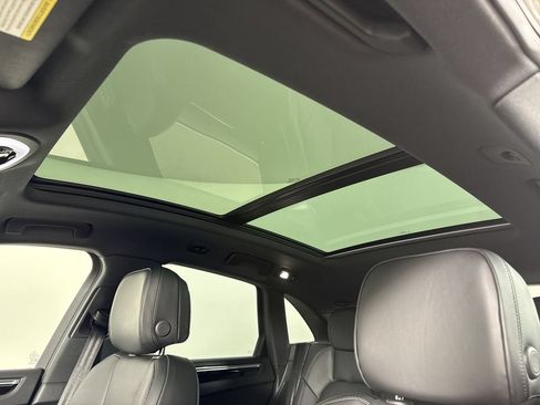Certified 2025 Porsche Macan S AWD/4WD image 41