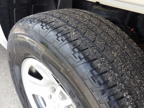 Used 2025 RAM 1500 Tradesman AWD/4WD image 36