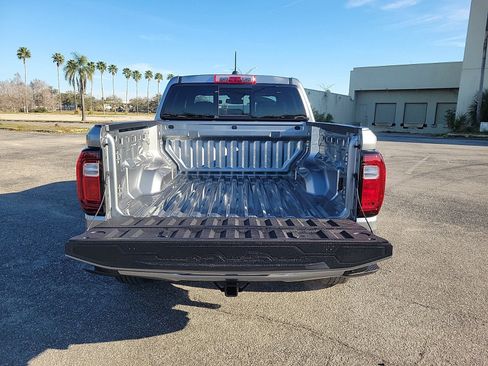 New 2026 GMC Canyon Elevation image 7