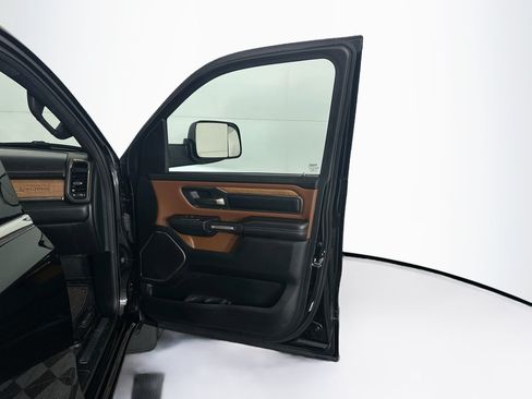 Used 2022 RAM 1500 Limited w/ Trailer Tow Group AWD/4WD image 32