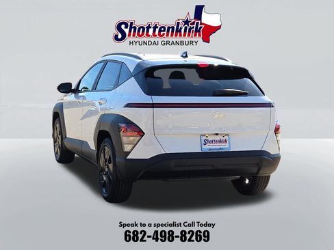 Used 2026 Hyundai Kona SEL Sport FWD image 8