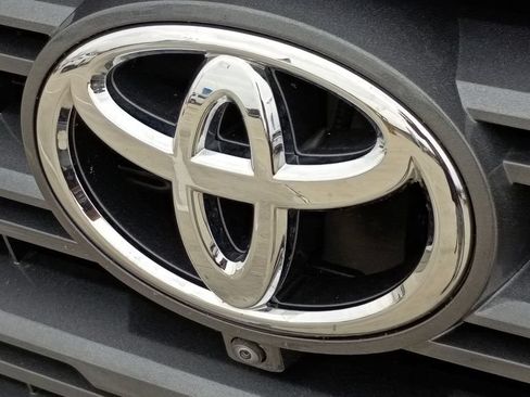 Used 2025 Toyota Sequoia Limited AWD/4WD image 16