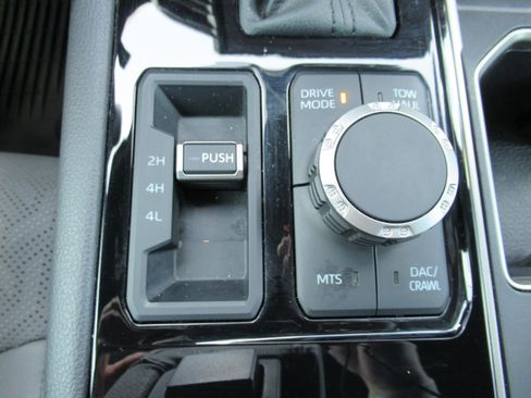 Used 2025 Toyota Tundra Limited w/ TRD Off-Road Package AWD/4WD image 28