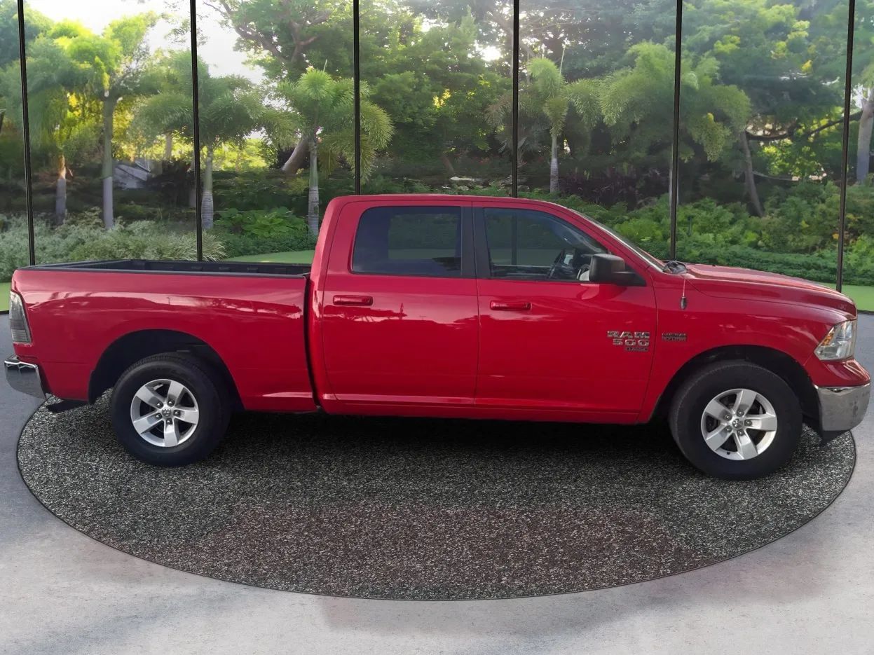 Used 2020 RAM 1500 Classic SLT RWD image 4