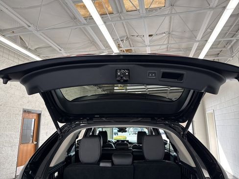 Used 2024 MAZDA CX-90 3.3 Turbo w/ Select Package image 11