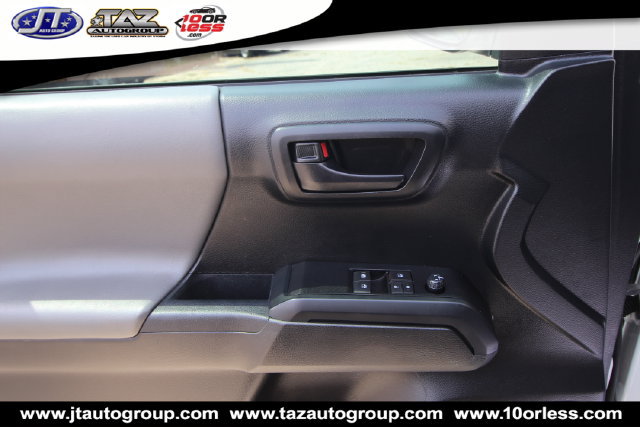 Used 2019 Toyota Tacoma SR w/ SX Package AWD/4WD image 12