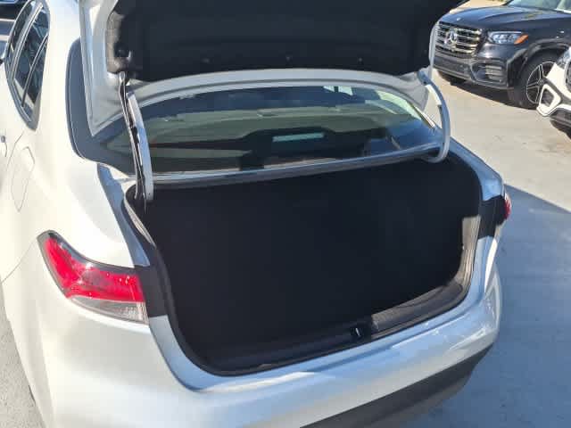 Used 2024 Toyota Corolla LE FWD image 32