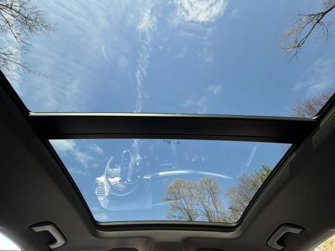 Certified 2025 Audi Q5 2.0T Premium Plus w/ Premium Plus Package image 17