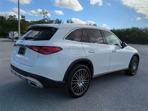 Used 2025 Mercedes-Benz GLC 300 image 4