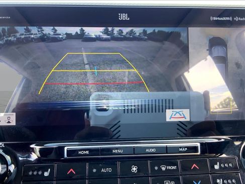 Used 2021 Toyota Highlander Platinum FWD image 26