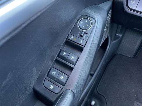 New 2026 Kia Seltos LX image 21