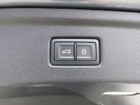 Used 2018 Audi A5 2.0T Premium Plus w/ Premium Plus image 19