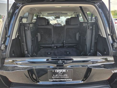 Used 2017 Toyota Land Cruiser AWD/4WD image 27